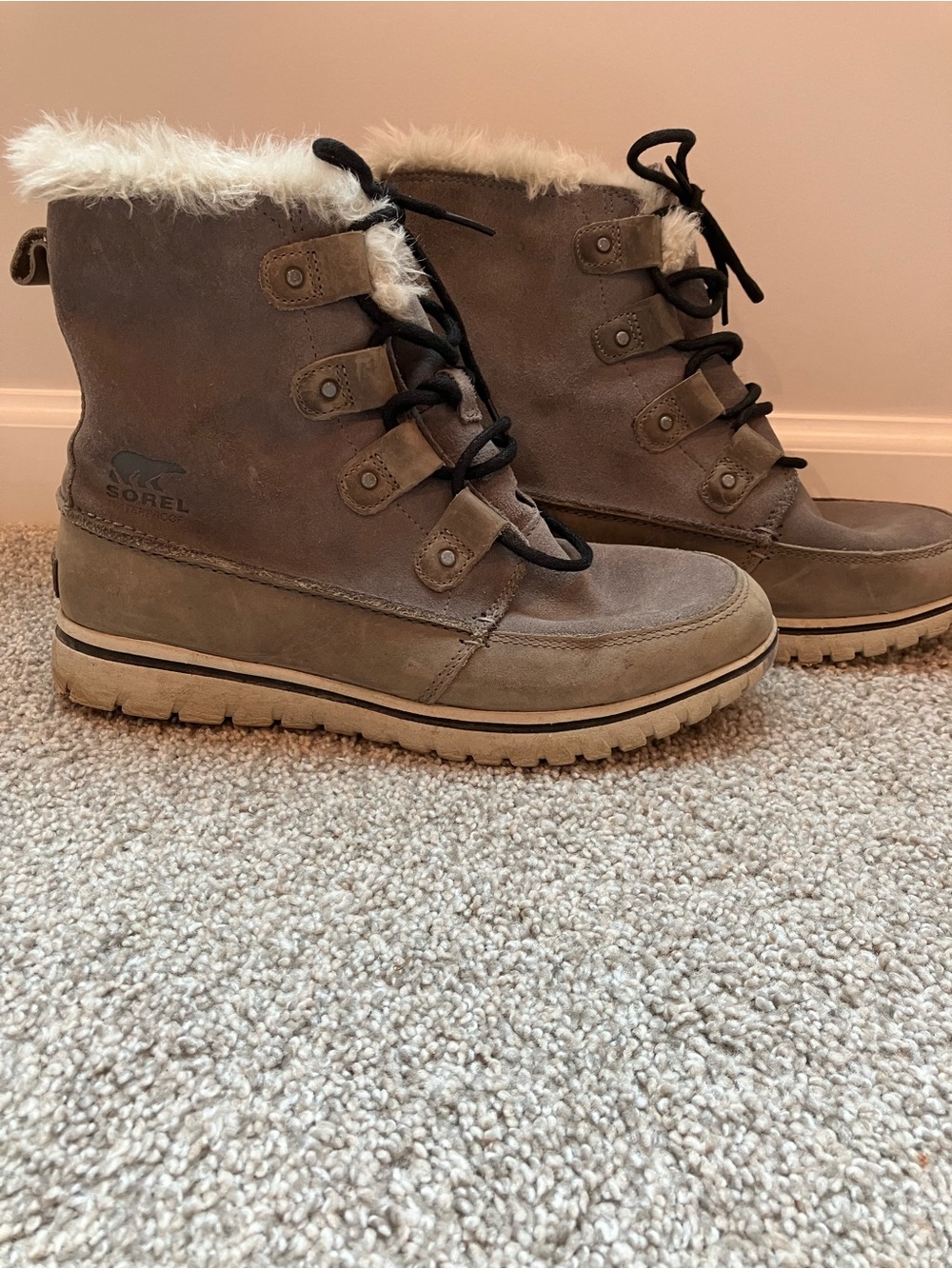 Sorel Women's Taupe Faux-Fur Lace-Up Winter Boots